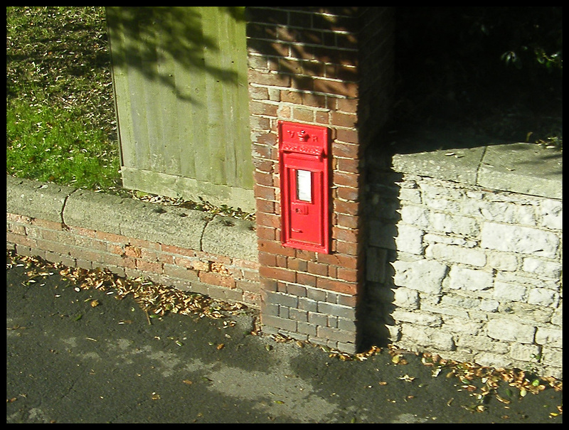 Wareham wall box