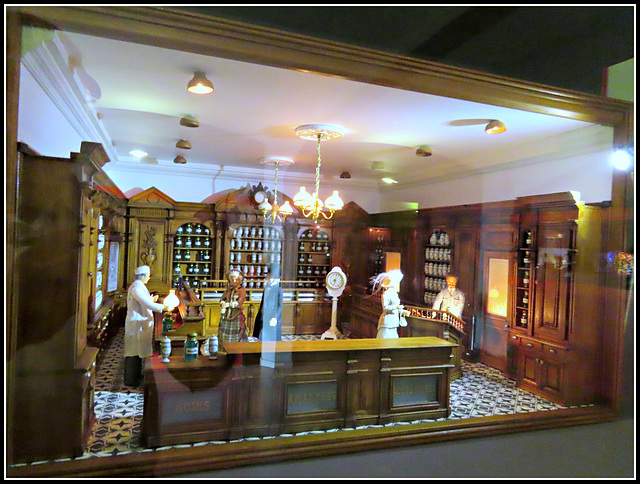 Museo de miniaturas, 4