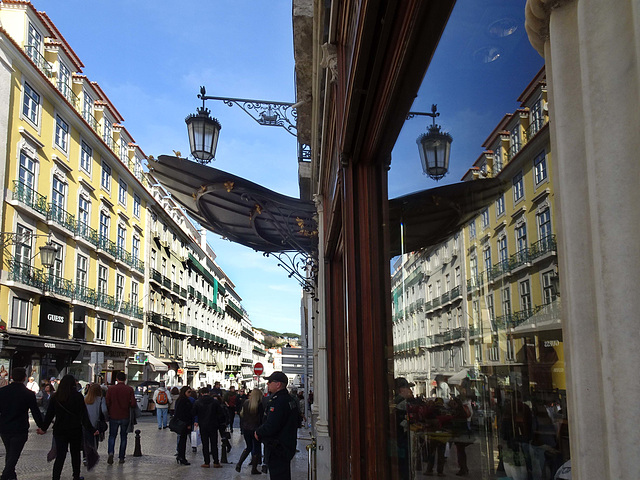 Chiado, Saturday afternoon