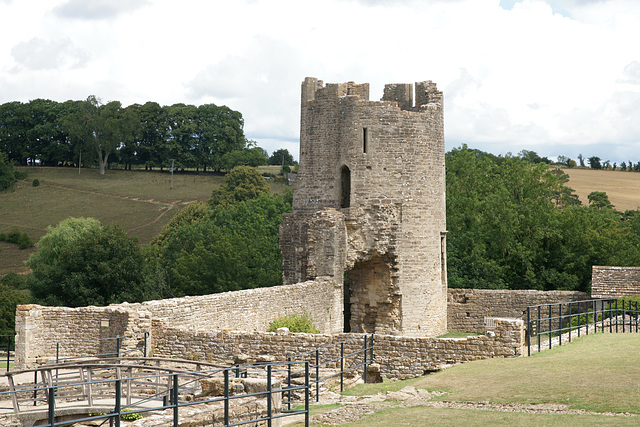 Farleigh Hungerford Castle