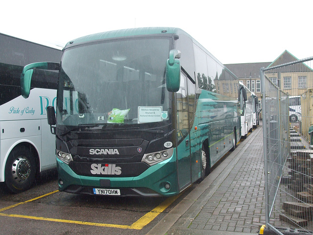 Skills Coaches YN17 OHW at Melton Mowbray - 11 Sep 2018 (DSCF4535) Skills Coaches YN17 OHW at Melton Mowbray - 11 Sep 2018 (DSCF4535)
