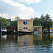 Hausboot im Harburger Binnenhafen