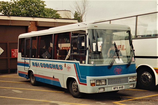 R & I Coaches WPX 448 at RAF Mildenhall – 27 May 1995 (268-2)