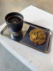 Matcha cookie & coffee