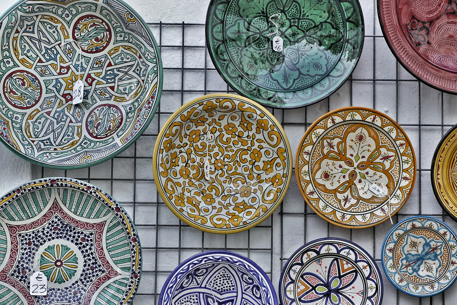 Plates – Plaza de España, Vejer de la Frontera, Cádiz Province, Andalucía, Spain