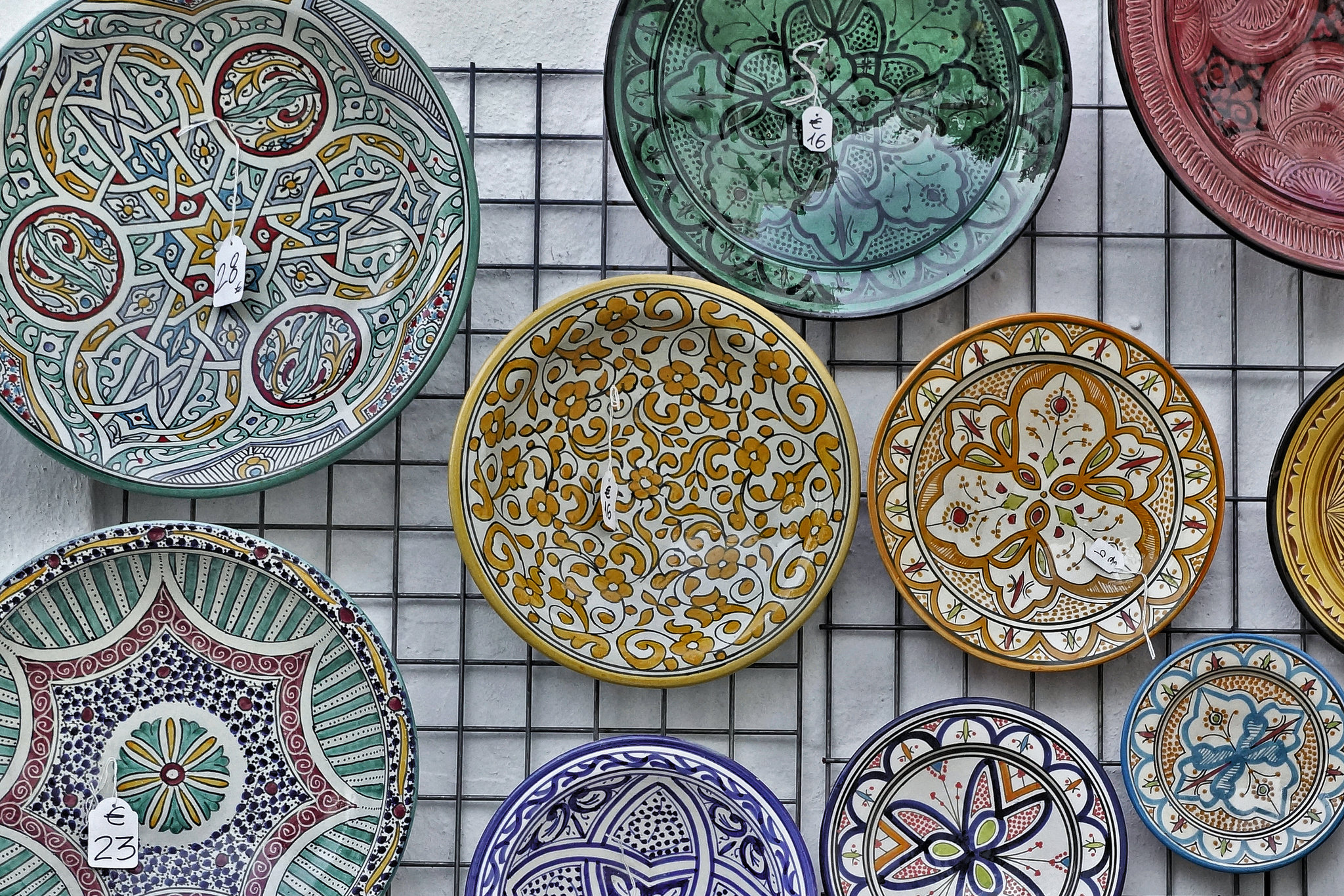 Plates – Plaza de España, Vejer de la Frontera, Cádiz Province, Andalucía, Spain