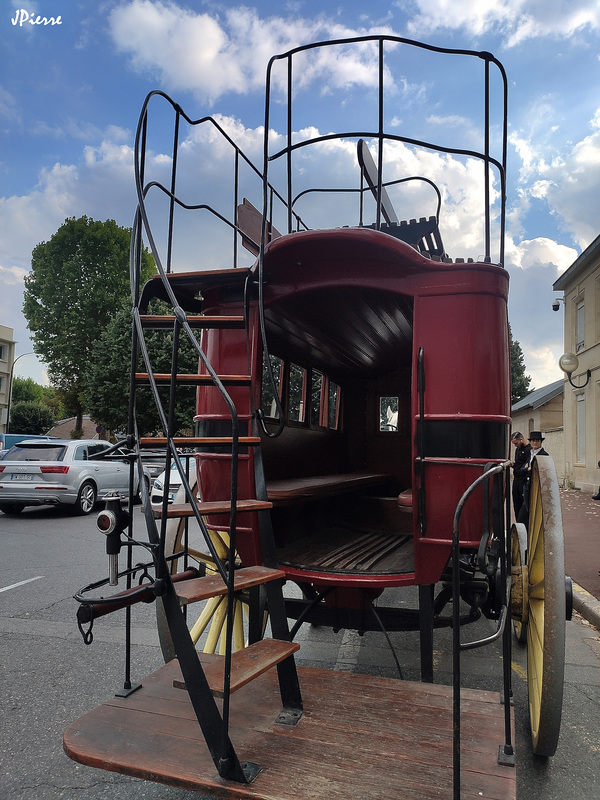 Taxi en gare de Chantilly