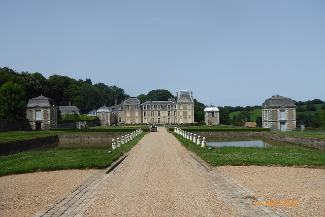 château DE LA RONGERE (Mayenne) 1/3