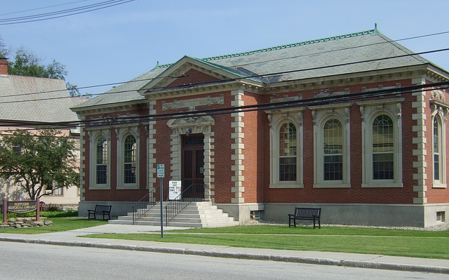 Fletcher Memorial Library, Ludlow