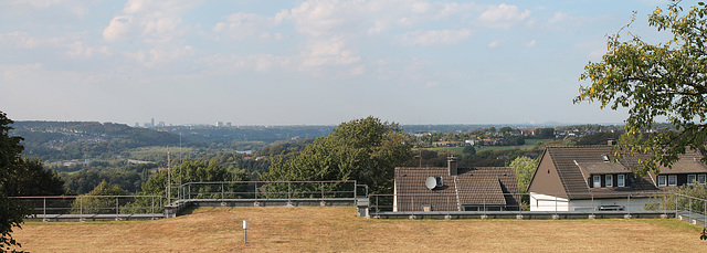 Panoramablick über das Ruhrtal bei Essen-Byfang