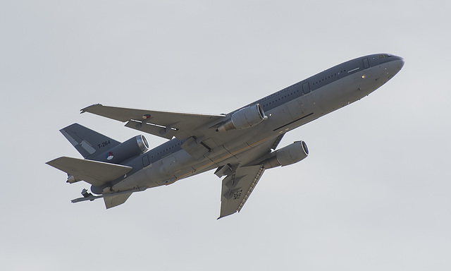 Royal Netherlands Air Force McDonnell Douglas KDC-10 T-264