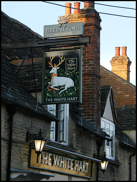 Eynsham White Hart pub sign