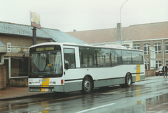 De Lijn contractor - Gruson Autobus 357137 (RNY 755) in Poperinge - 28 Apr 2000