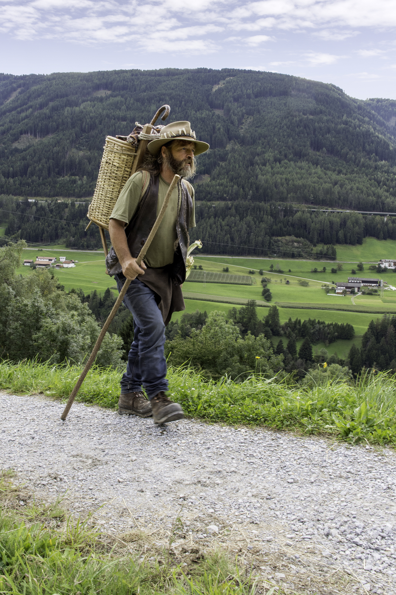 Crossing the Alps (6)