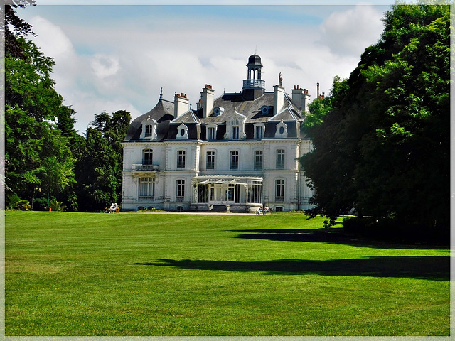 Vue depuis le parc de la Briantais (35)