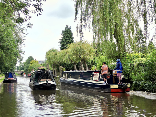 Canal traffic