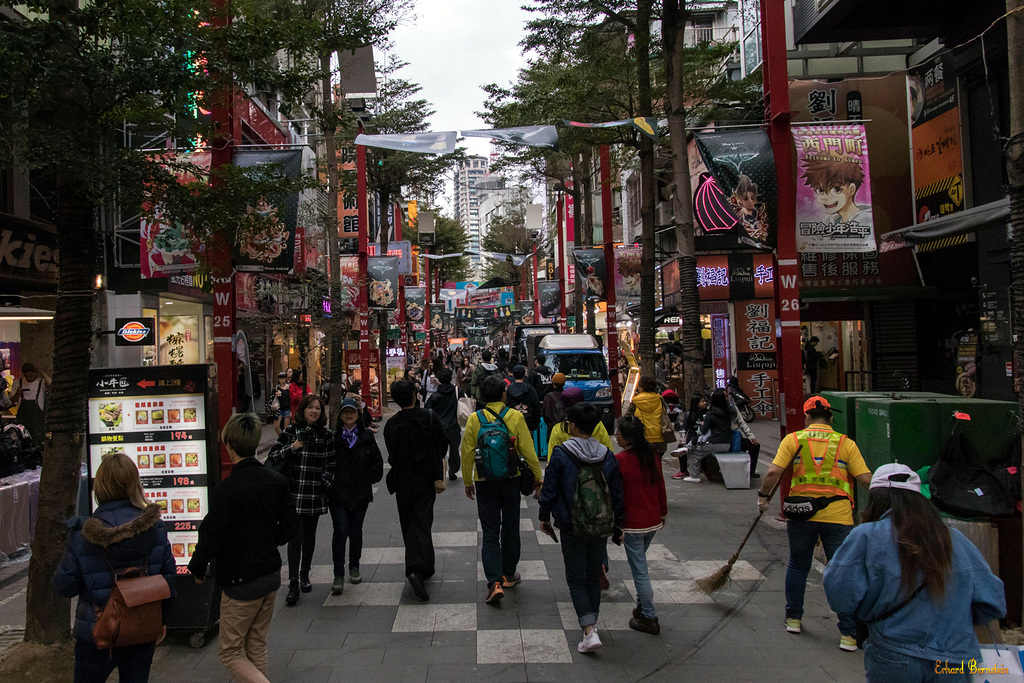 Shopping in den Straßen von Taipeh