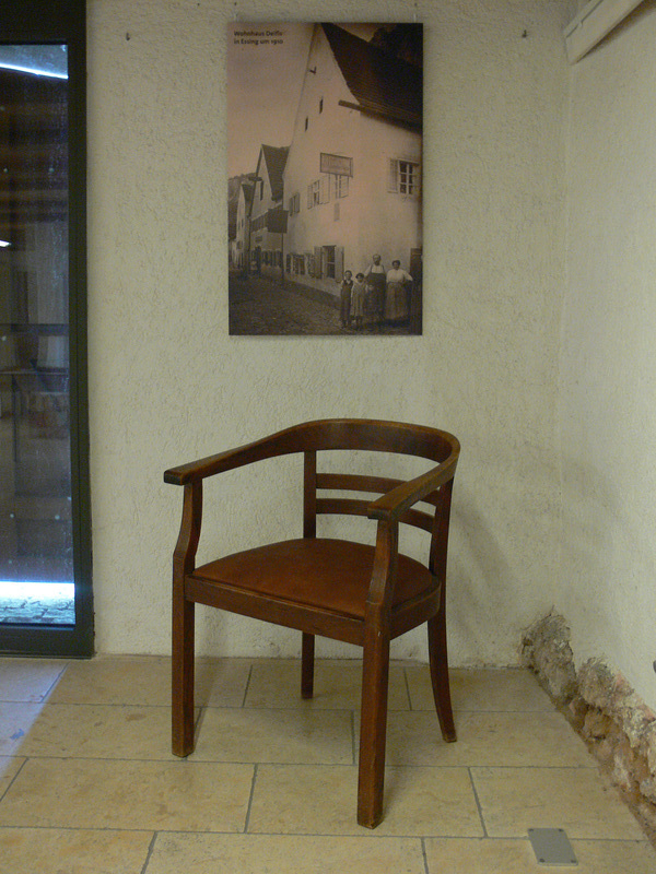 im Museumszimmer in Essing