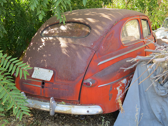 1946 Ford Super De Luxe