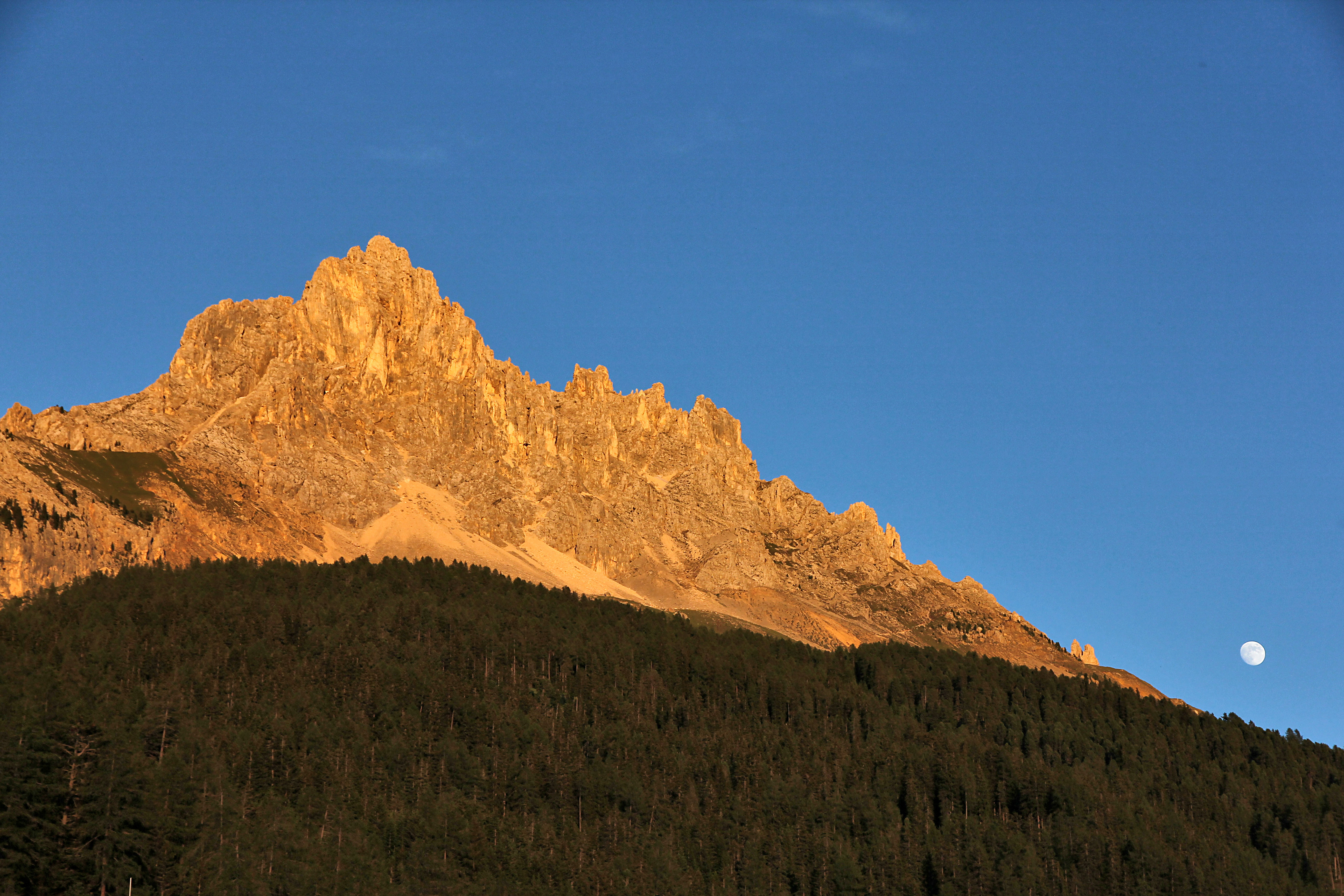 Latemar im Abendrot