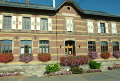Rathaus und Schule