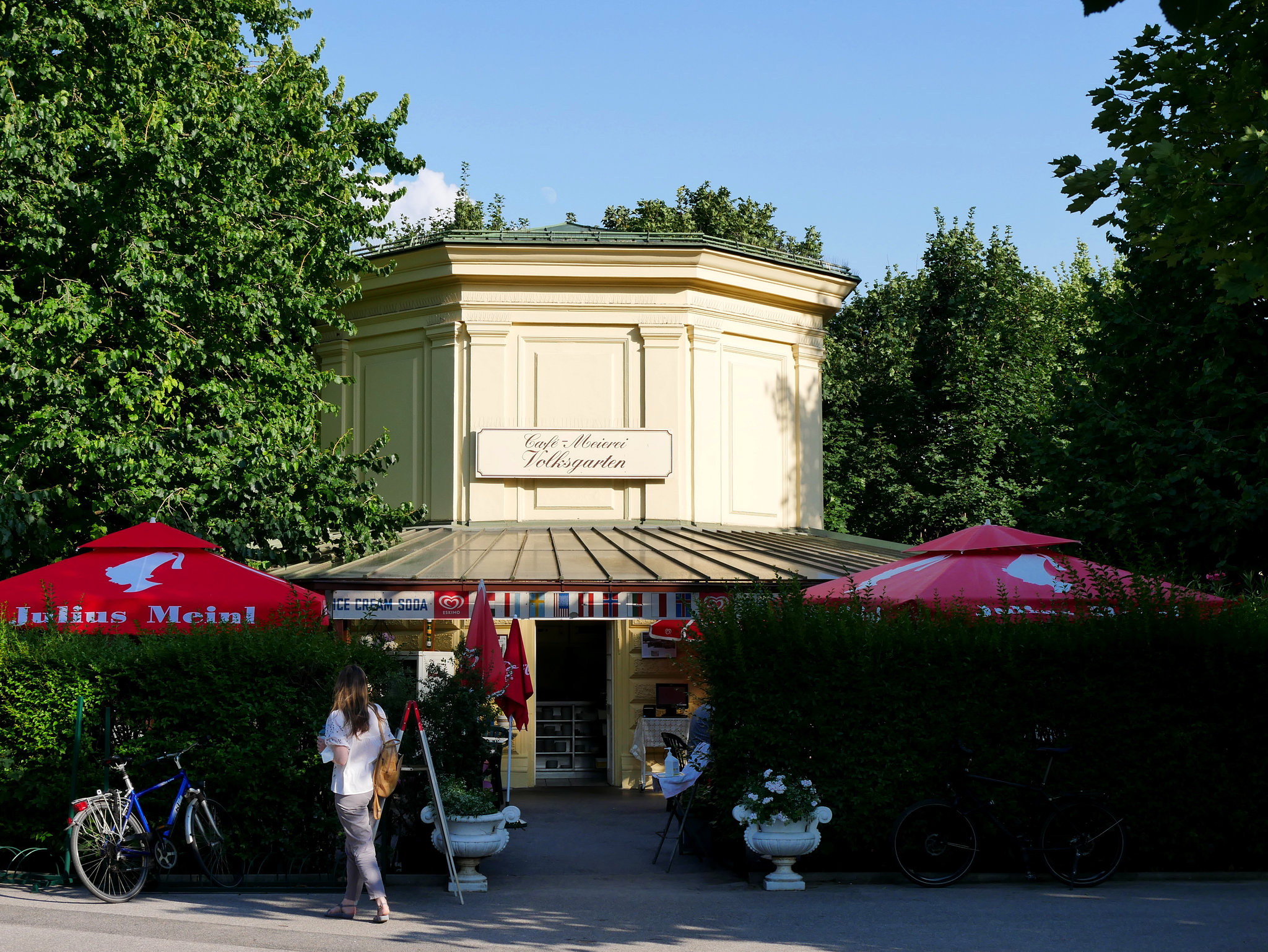 Wien, Volksgarten / Vienna, People's Garden