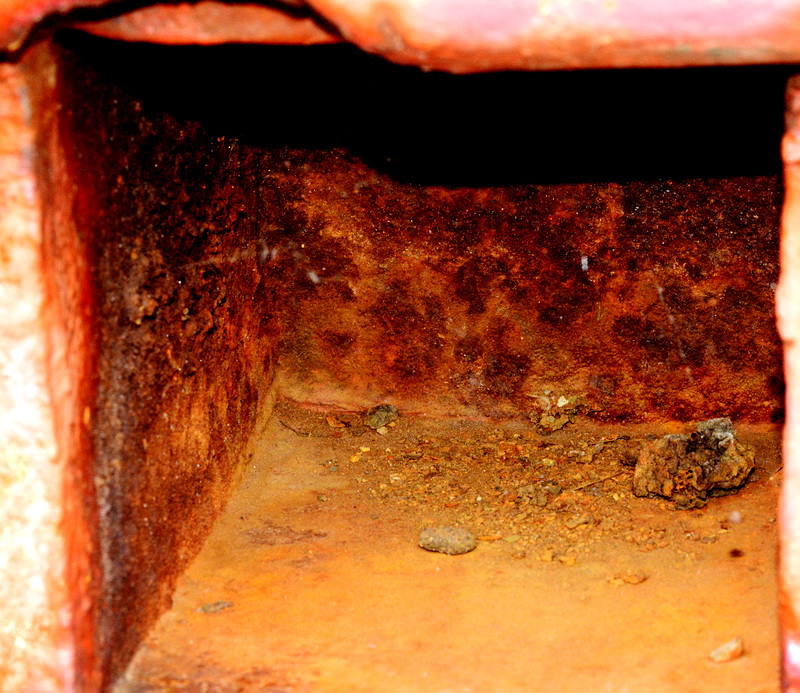Capstan. Rusty details 4