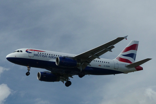 G-EUOH approaching Heathrow - 6 June 2015