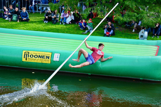 Leidens Ontzet 2018 – Fierljeppen