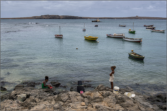 Petites sirènes.