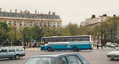 422 Premier Travel Services (Cambus Holdings) coach in Paris - 28 April 1992