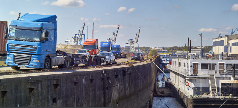 hafenbecken-974-977 Panorama-30-04-17