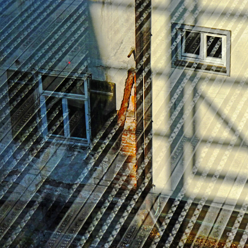 Nearby of the Scaffold
