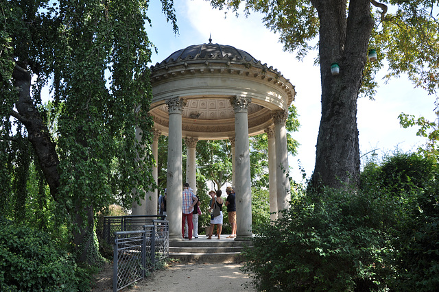 EPERNAY Jardins de l'Hôtel de Ville