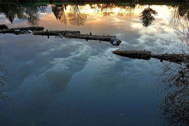 cloudy waves-wavy clouds - Neckar views, close to THE BENCH