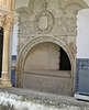 Manueline arch (16th century).