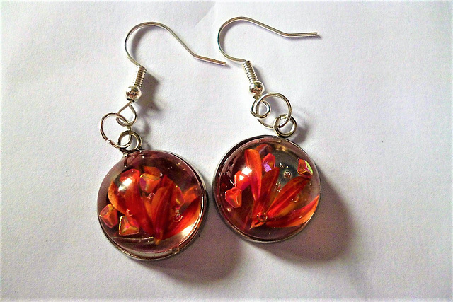 Earrings of flames