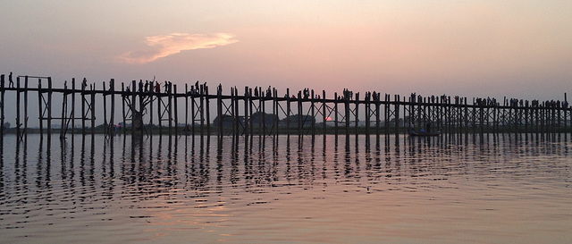 U Bein bridge at sunset