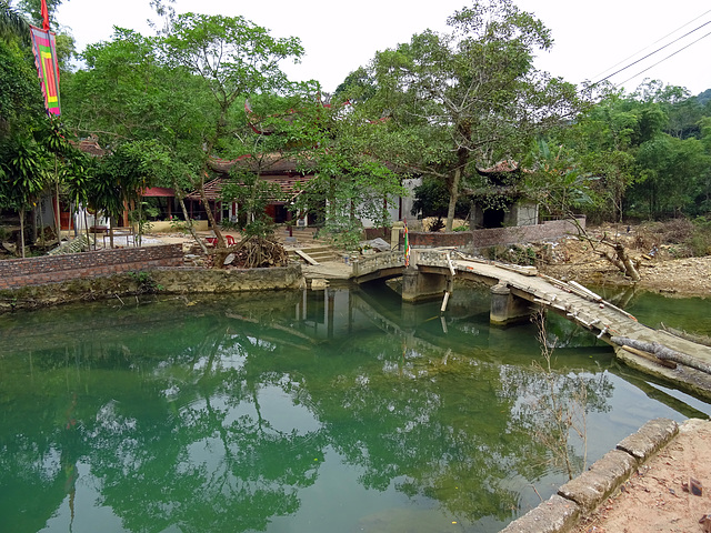 Damage  caused by Typhoon oktober '17 Vietnam