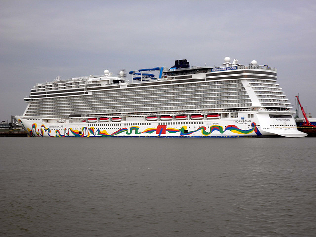 NORWEGIAN ENCORE