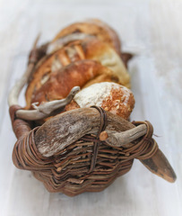 Bread basket 10