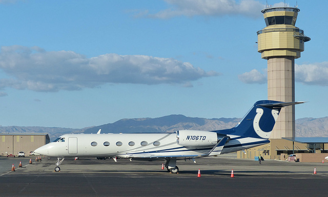 N106TD at Palm Springs - 22 November 2019