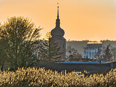 Luftlinie 1,4km bis zur Kirche