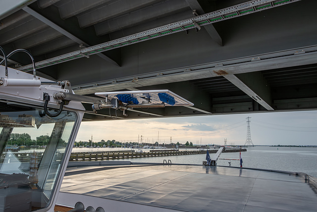 Durch die Schellingwouderbrug