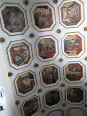 Ceiling above the altar.