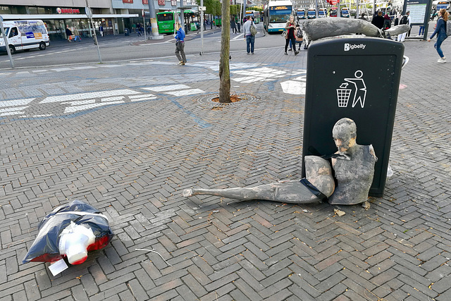 Art on the Stationsplein in Leiden