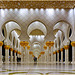 AbuDhabi : Questo colonnato laterale esterno è favoloso !