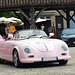 Voiture de collection à Monpazier (PGO ?)