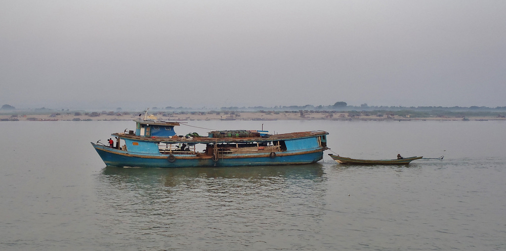 cruising down the Ayeyarwady