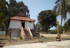 Lieu de culte à saveur cambodgienne  / Cambodian religious site